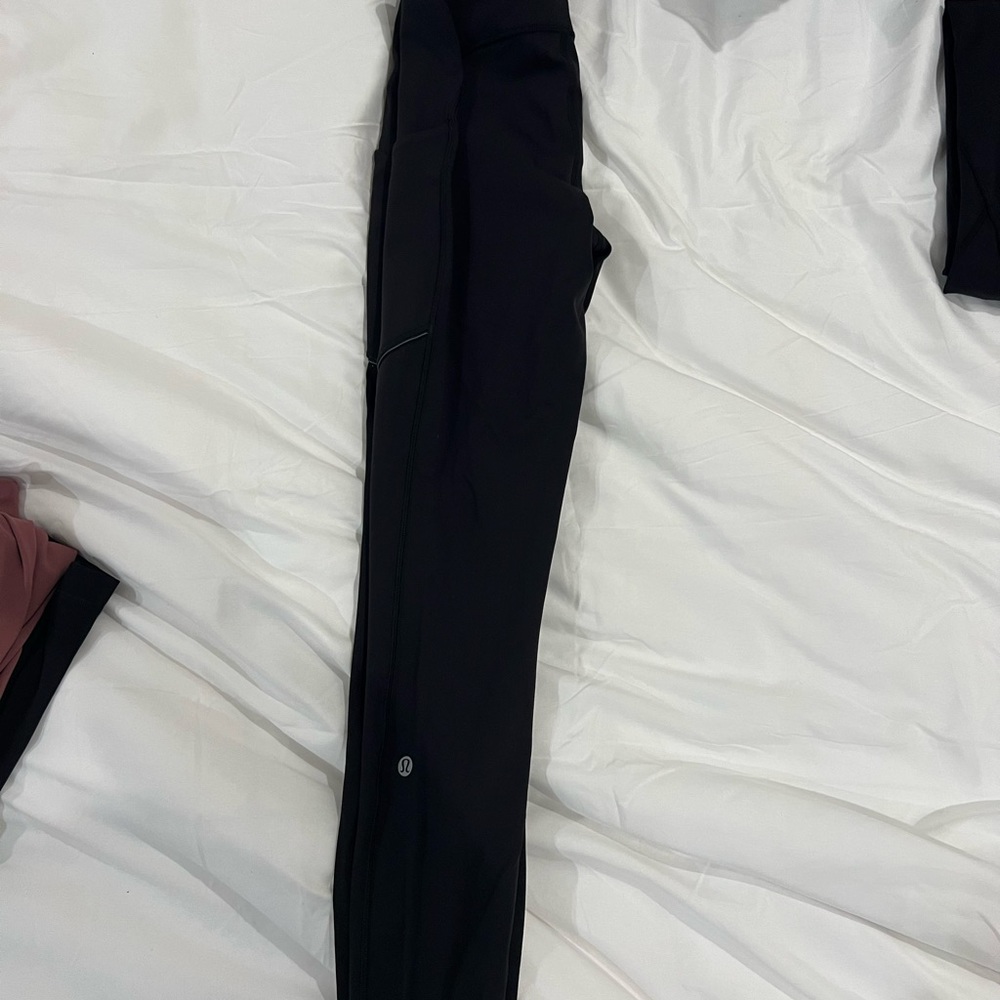 Lululemon leggings size 4